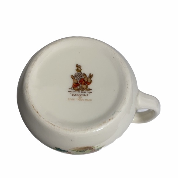 Royal Doulton Bunnykins 4 pc Children's dinner set - Picture 10 of 13